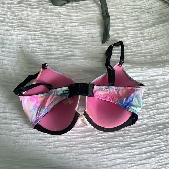 Pink Push up 32DD - Picture 2 of 3